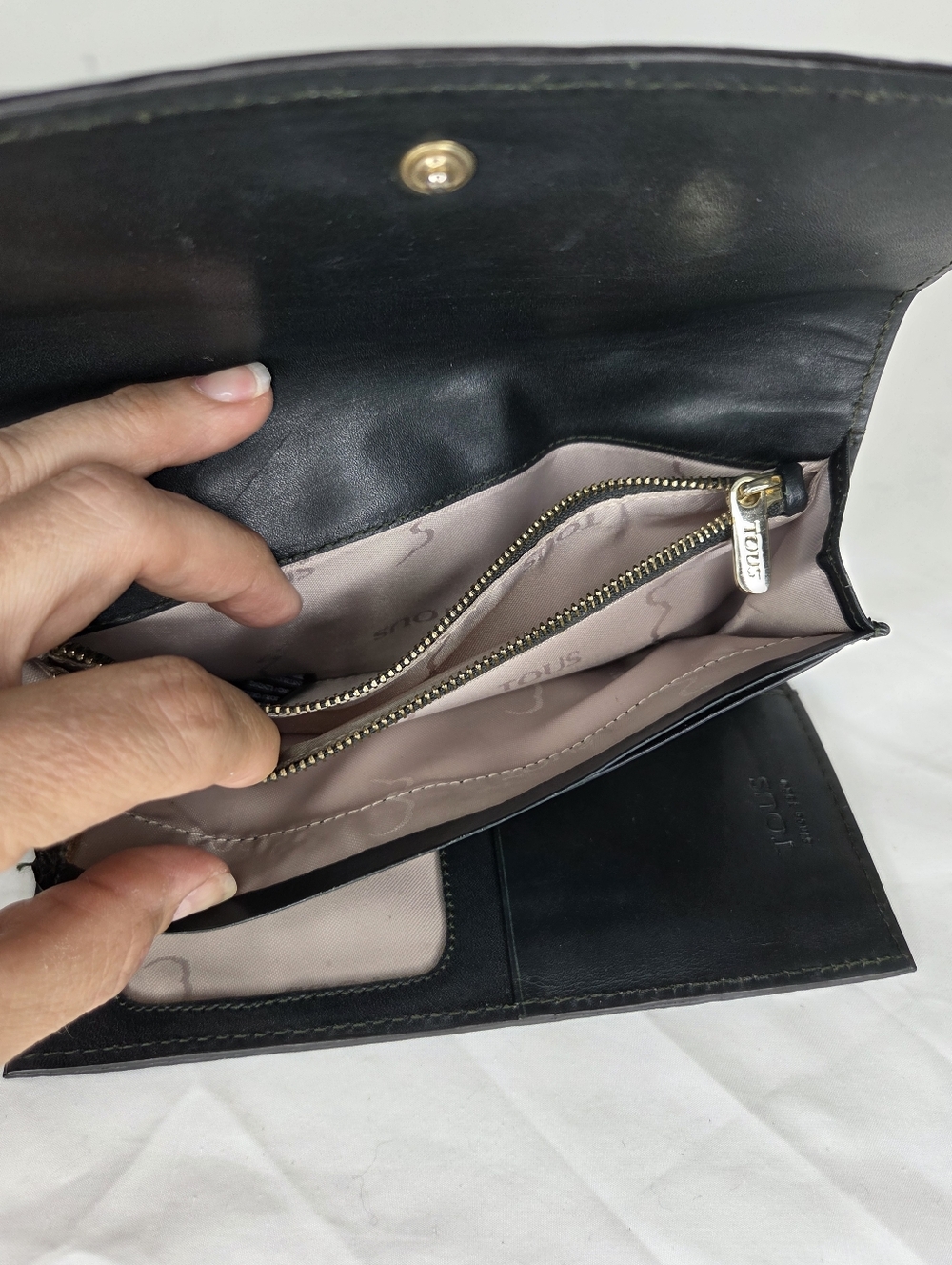 TOUS Dark Green Croc-Embossed Leather Wallet - Picture 10 of 16